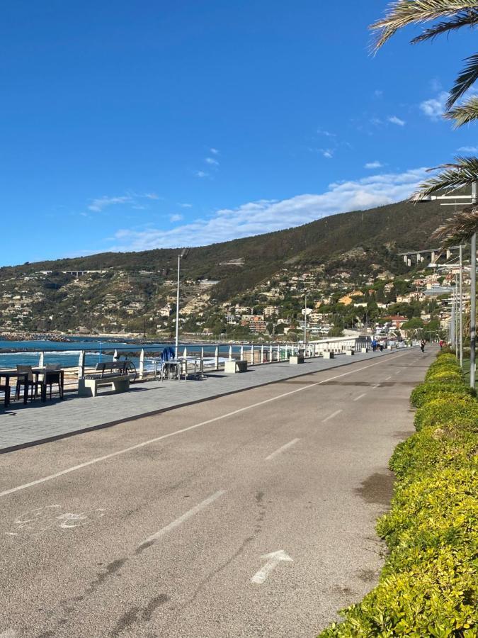 Casa Di Vavi Apartman Ospedaletti Kültér fotó